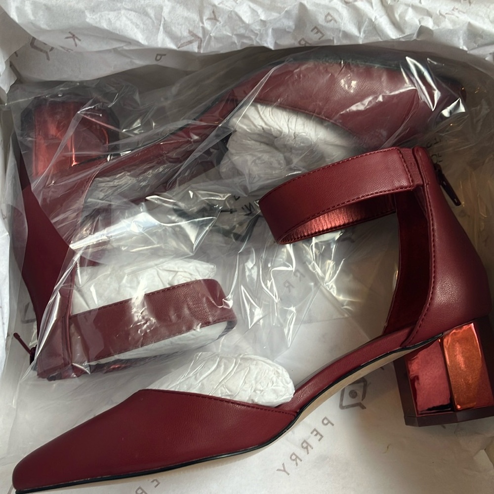 Katy Perry heels